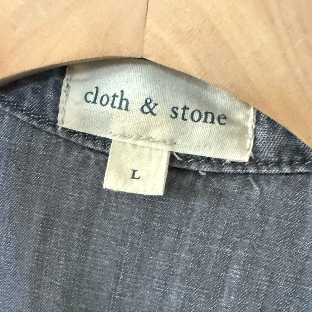 Cloth & Stone|Anthro women’s Gray wash Lyocell Tencel long sleeve shirt w pocket - Picture 7 of 10